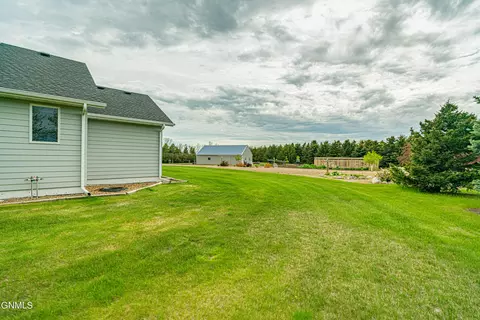 3003 84th Ave NE, Bismarck, ND 58503 photo 151