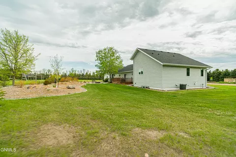 3003 84th Ave NE, Bismarck, ND 58503 photo 150