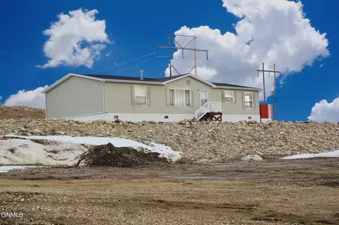 14270 Painted Woods Dr, Williston, ND 58801 photo 1