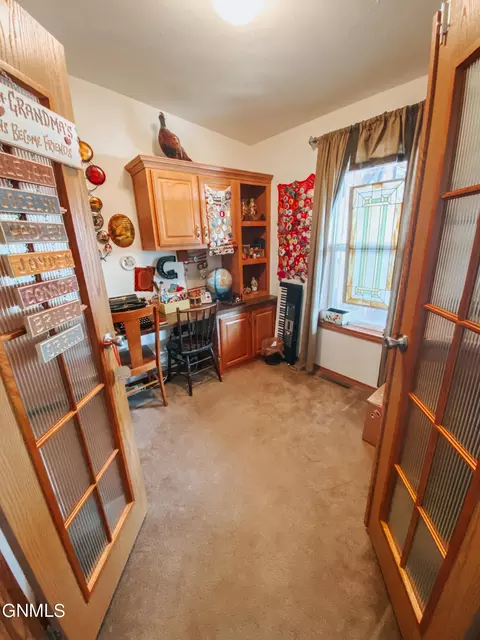 228 Blacktail Dr, Williston, ND 58801 photo 14