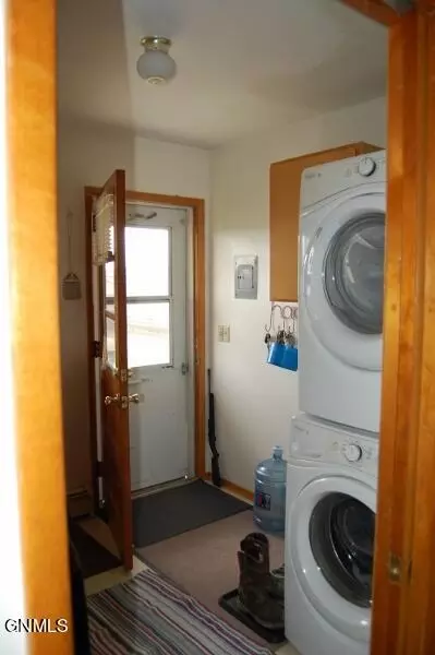 12639 County Road 351, Sidney, MT 59270 photo 9