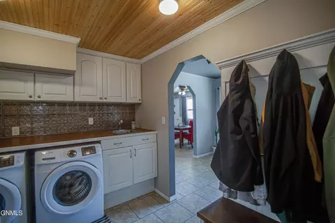 7050 Burnt Creek Loop, Bismarck, ND 58503 photo 33