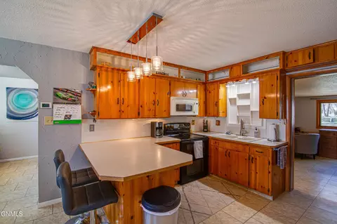 7050 Burnt Creek Loop, Bismarck, ND 58503 photo 16