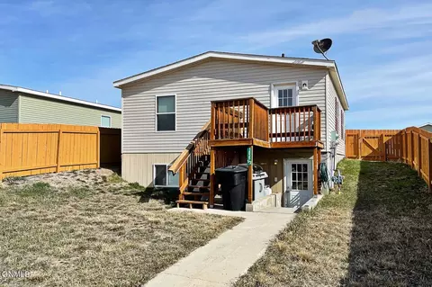 1835 31st St W, Williston, ND 58801 photo 24