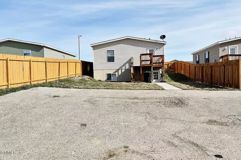 1835 31st St W, Williston, ND 58801 photo 22