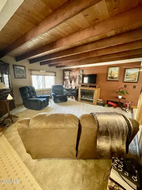 2260 Sunny Rd S, Mandan, ND 58554 photo 6