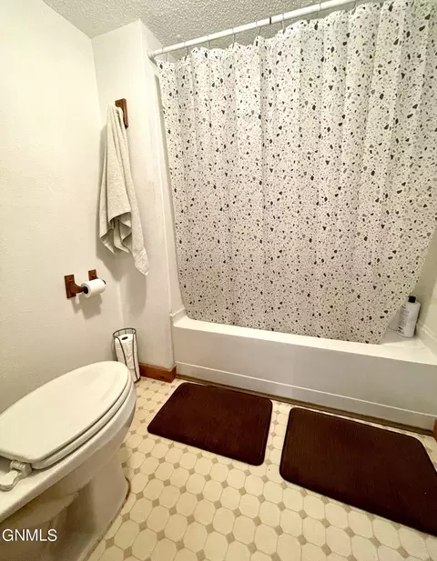 2260 Sunny Rd S, Mandan, ND 58554 photo 9