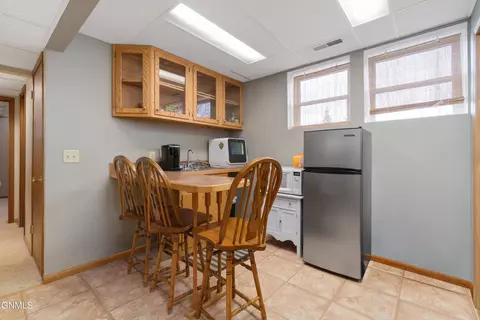 1414 Spaulding Ave, Bismarck, ND 58501 photo 16