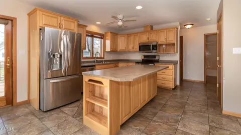 5839 Lariat Loop, Bismarck, ND 58503 photo 9