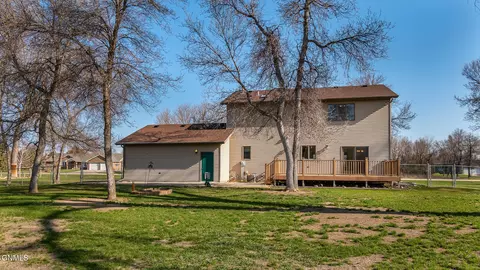 5839 Lariat Loop, Bismarck, ND 58503 photo 37