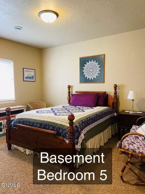 1617 Aspen Loop, Williston, ND 58801 photo 26
