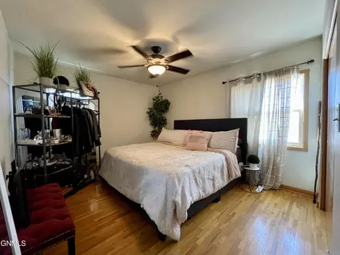 910 4th St SW, Sidney, MT 59270 photo 7