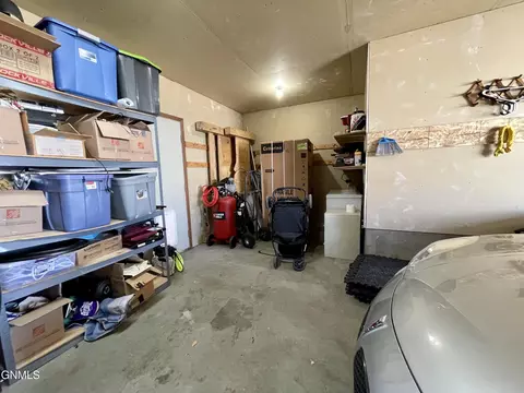 910 4th St SW, Sidney, MT 59270 photo 24