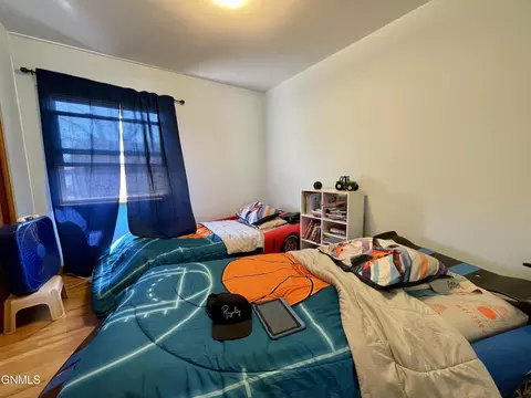 910 4th St SW, Sidney, MT 59270 photo 9