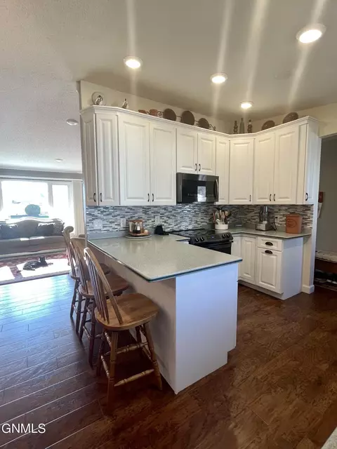 1508 7th Ave W, Williston, ND 58801 photo 12