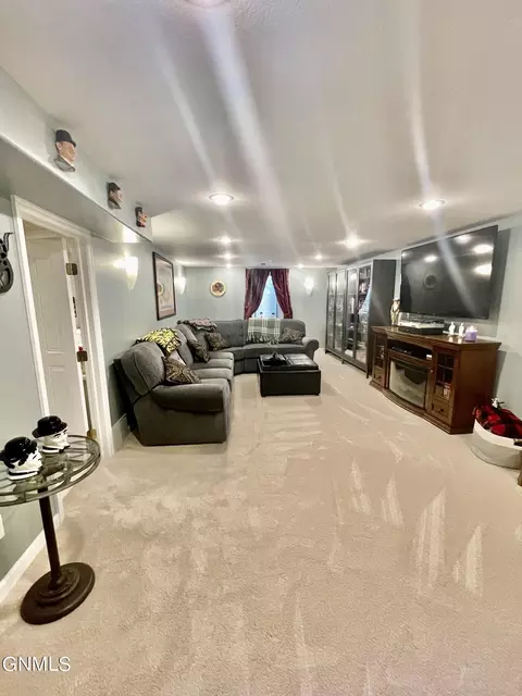 1508 7th Ave W, Williston, ND 58801 photo 43