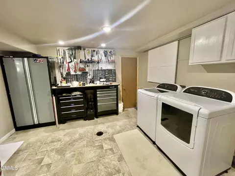 1508 7th Ave W, Williston, ND 58801 photo 47