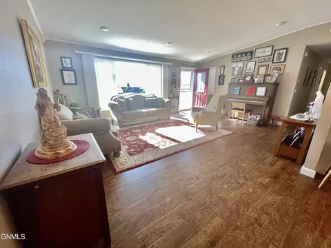 1508 7th Ave W, Williston, ND 58801 photo 7