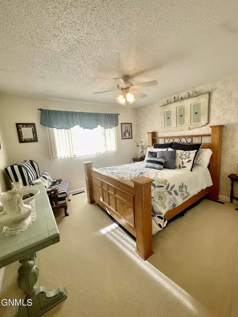 1508 7th Ave W, Williston, ND 58801 photo 26