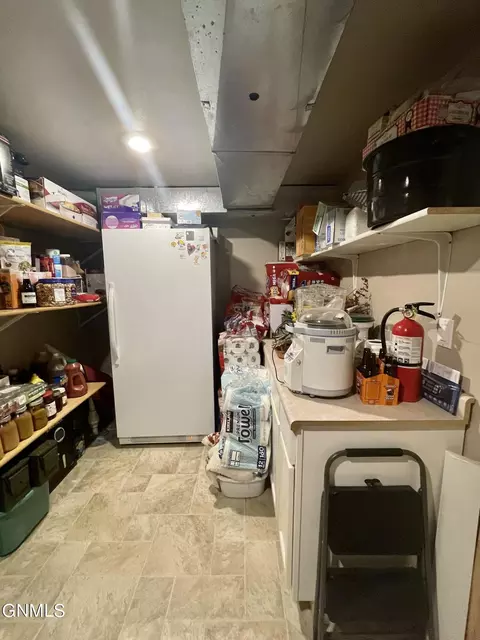1508 7th Ave W, Williston, ND 58801 photo 50