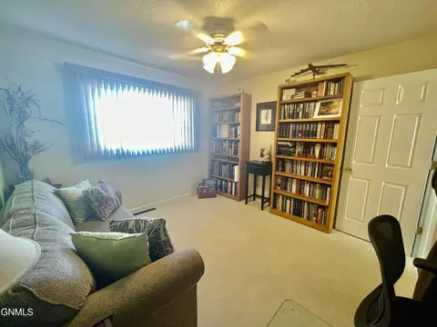 1508 7th Ave W, Williston, ND 58801 photo 30