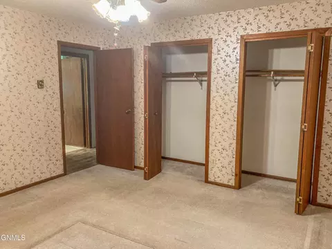 515 Arthur St, Stanton, ND 58571 photo 12