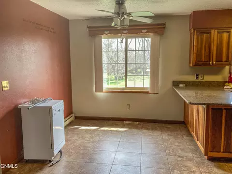 515 Arthur St, Stanton, ND 58571 photo 8