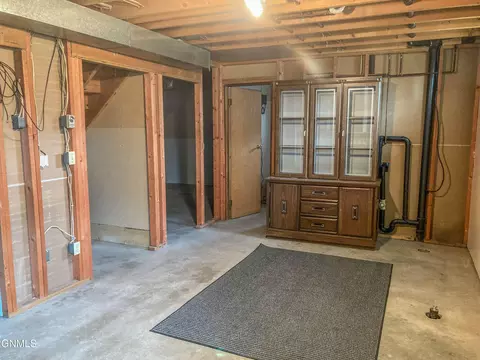 515 Arthur St, Stanton, ND 58571 photo 22