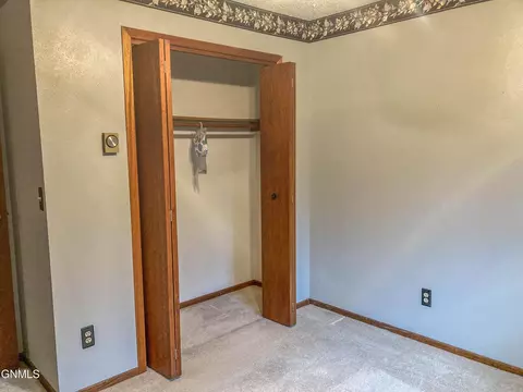 515 Arthur St, Stanton, ND 58571 photo 15