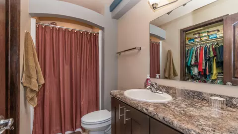 1744 Calgary Loop, Bismarck, ND 58503 photo 29