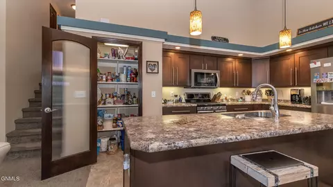 1744 Calgary Loop, Bismarck, ND 58503 photo 20