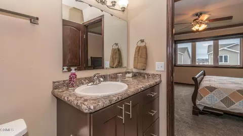 1744 Calgary Loop, Bismarck, ND 58503 photo 30
