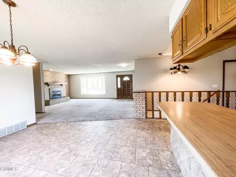 809 22nd St E, Williston, ND 58801 photo 13