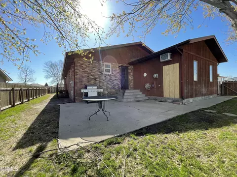 809 22nd St E, Williston, ND 58801 photo 49