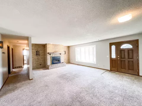 809 22nd St E, Williston, ND 58801 photo 21