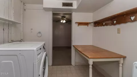 40 9th St E, Dickinson, ND 58601 photo 28