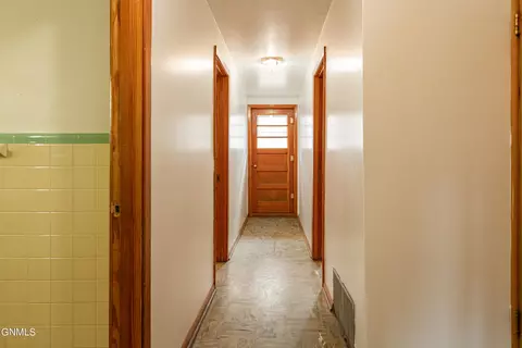 1204 Sunset Dr, Mandan, ND 58554 photo 24