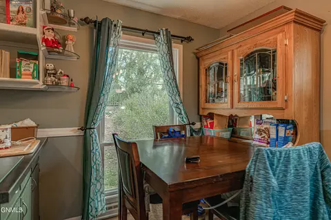 502 Mason Ave, Bismarck, ND 58501 photo 14