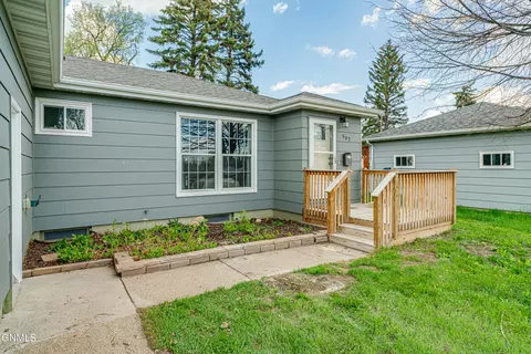 502 Mason Ave, Bismarck, ND 58501 photo 8