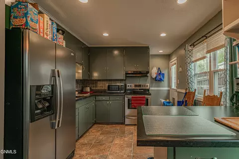 502 Mason Ave, Bismarck, ND 58501 photo 15
