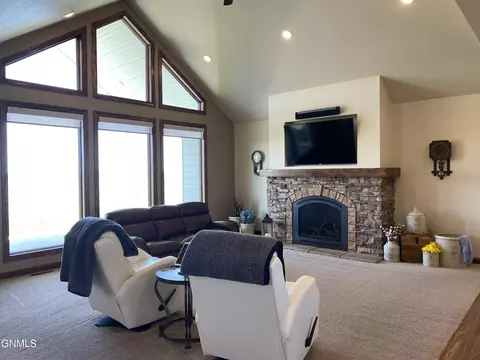 4141 14 B St NW, Garrison, ND 58540 photo 7