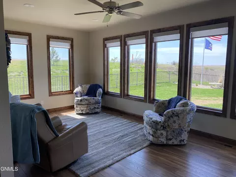 4141 14 B St NW, Garrison, ND 58540 photo 6