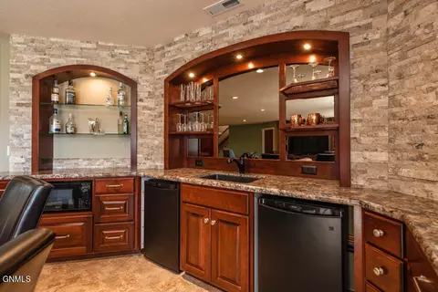 3008 Hillside Rd NW, Mandan, ND 58554 photo 30