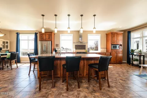 3008 Hillside Rd NW, Mandan, ND 58554 photo 10
