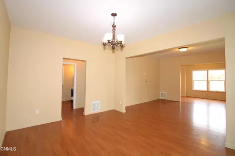 616 Central Ave, Minot, ND 58701 photo 17