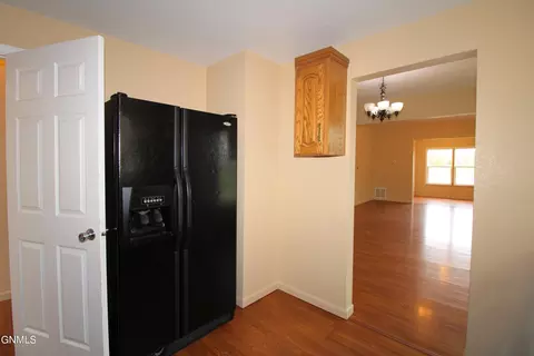 616 Central Ave, Minot, ND 58701 photo 19