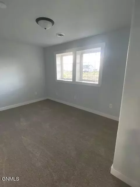 13336 River Meadow St, Williston, ND 58801 photo 36