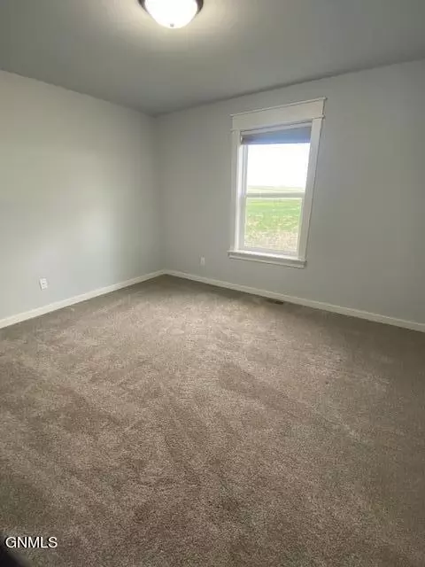 13336 River Meadow St, Williston, ND 58801 photo 25