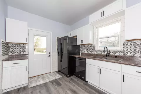 6 3rd St SE, Dickinson, ND 58601 photo 16