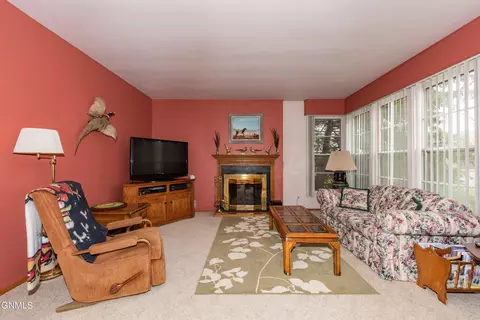 510 3rd St, Mott, ND 58646 photo 10